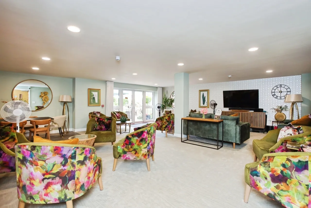 Highgate Hill, Hawkhurst, TN18, photo 15