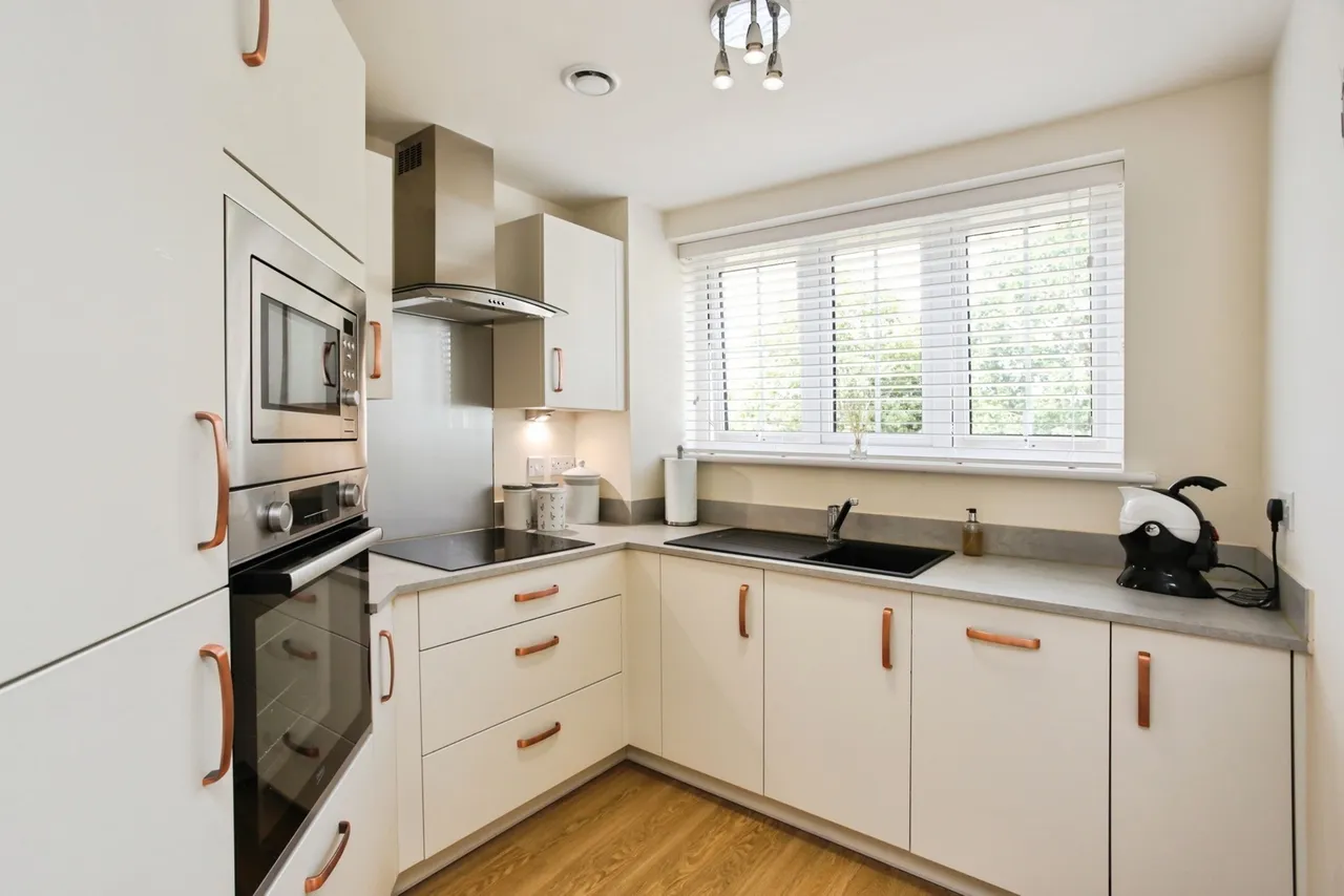 Highgate Hill, Hawkhurst, TN18, photo 4