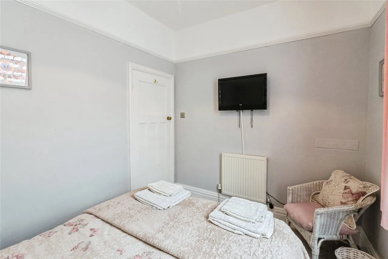 Carlin Gate, Blackpool, FY2, photo 9