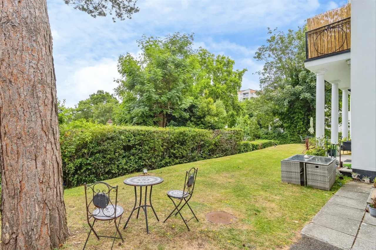 Lower Woodfield Road, Torquay, TQ1, photo 3