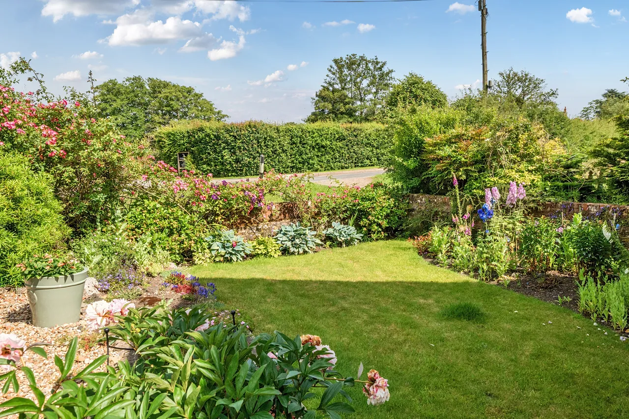 Oakhanger Road, Oakhanger, GU35, photo 8