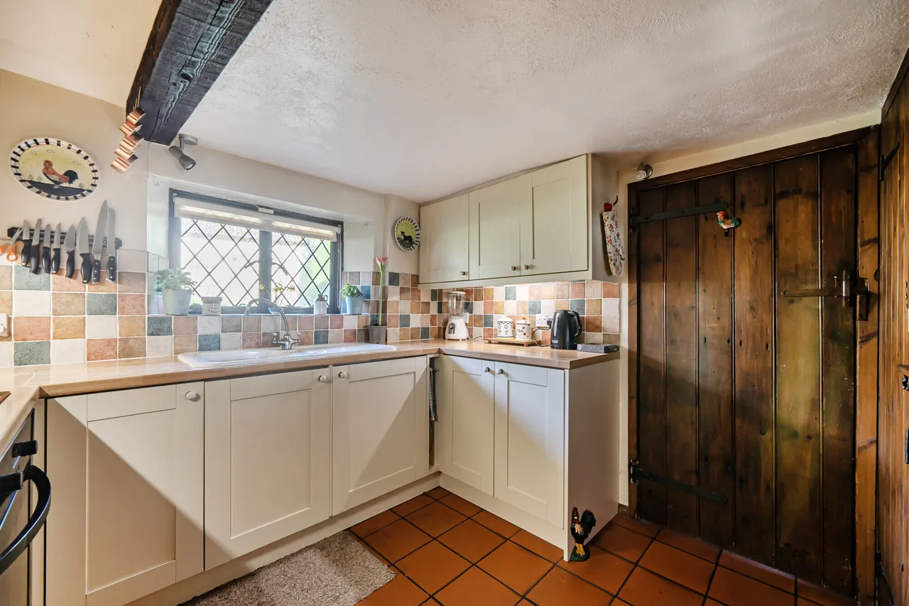 Oakhanger Road, Oakhanger, GU35, photo 4