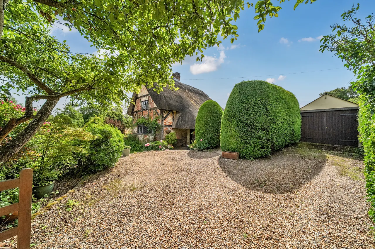 Oakhanger Road, Oakhanger, GU35, photo 9