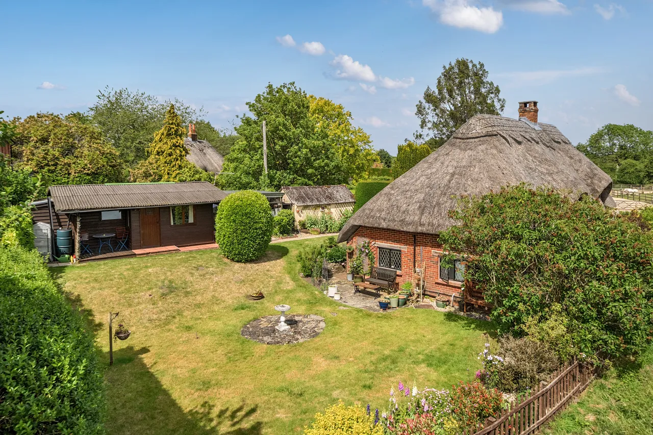 Oakhanger Road, Oakhanger, GU35, photo 10