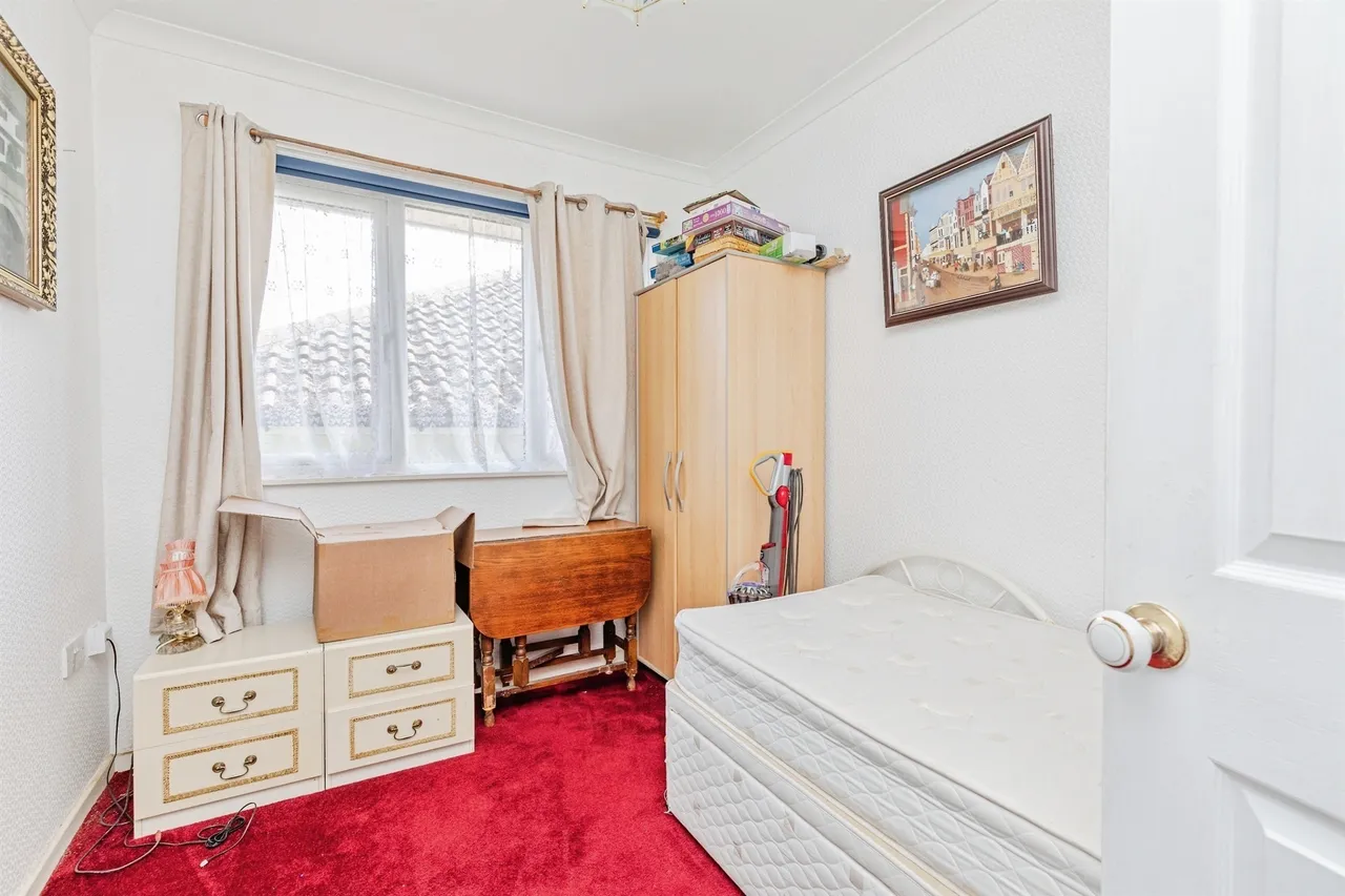Oakwood Close, Hastings, TN34, photo 12