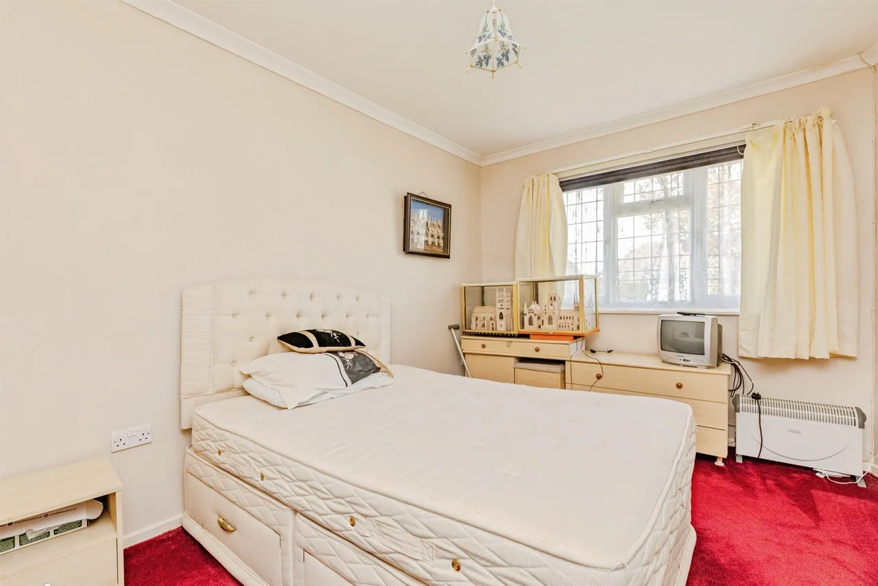Oakwood Close, Hastings, TN34, photo 11