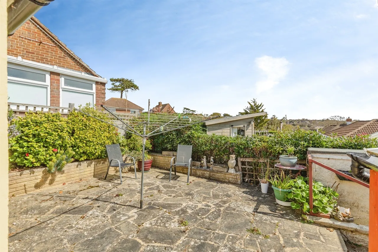 Oakwood Close, Hastings, TN34, photo 17