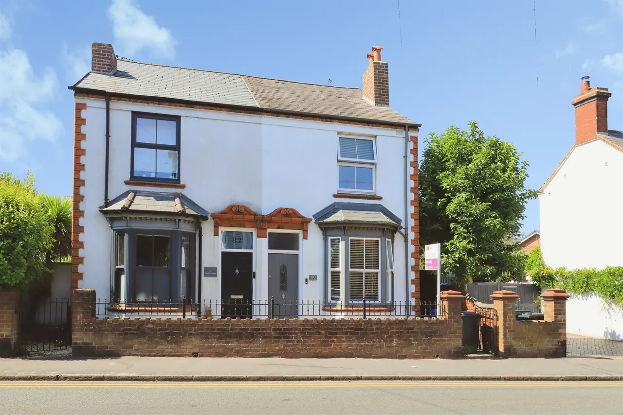 Market Street, Kingswinford, DY6, photo 16