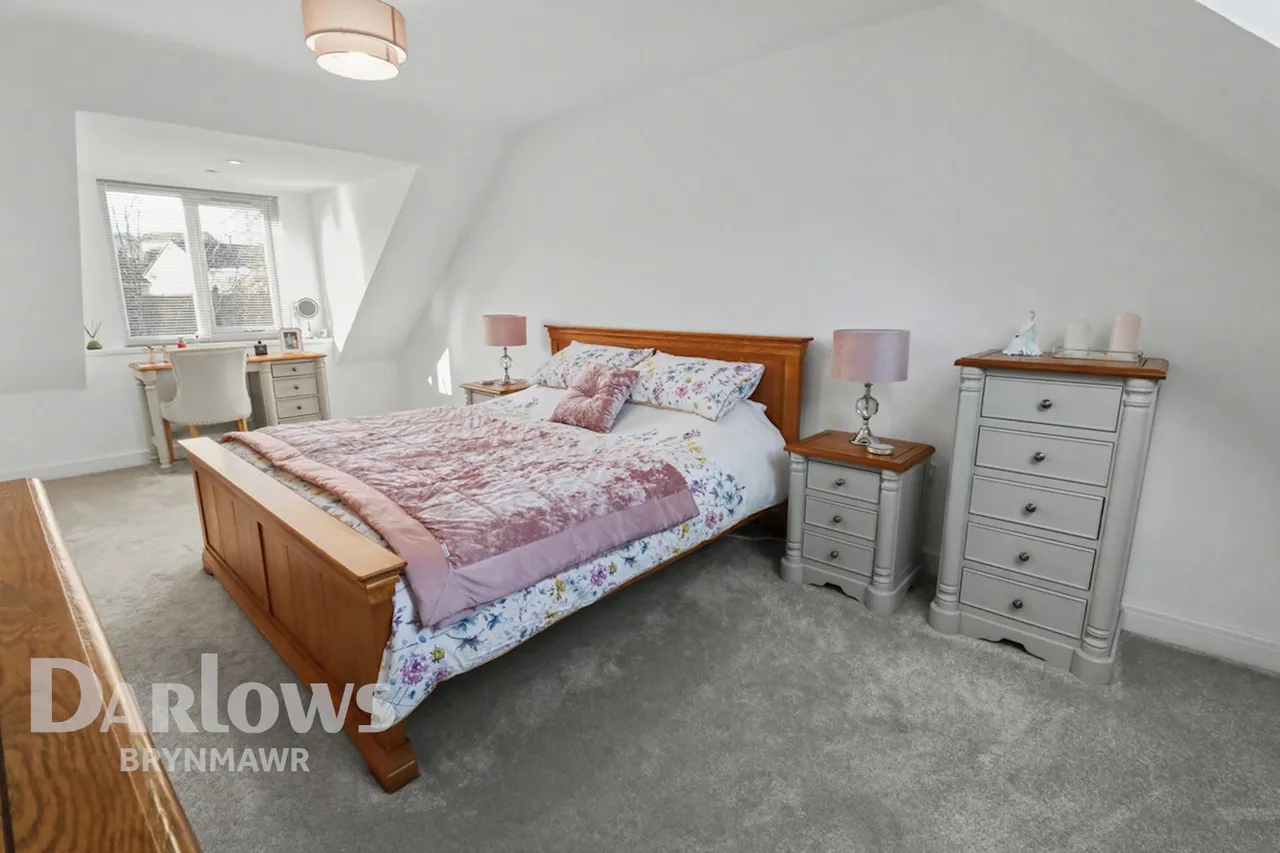 Scwrfa Road, Tredegar, photo 19