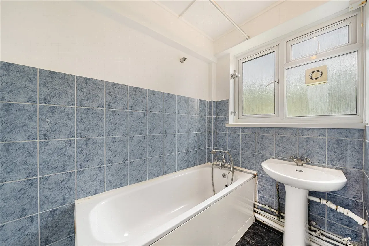 1 bed flat for sale — Rennie Estate, London, SE16