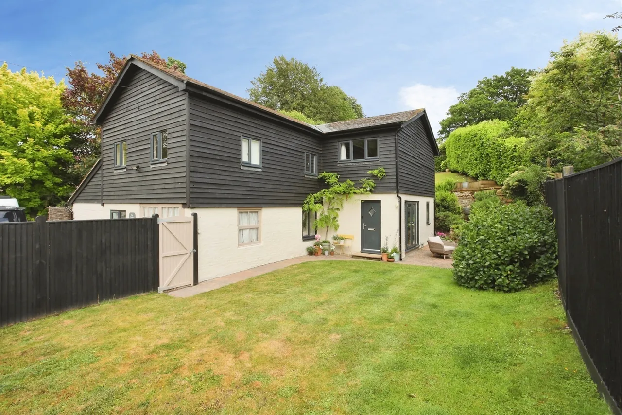 4 bed house for sale, Swanton Road, West Peckham, ME18