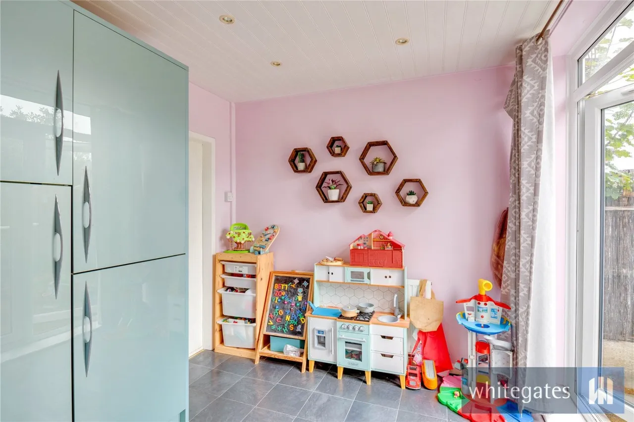 Waylands Drive, Liverpool, L25, photo 19