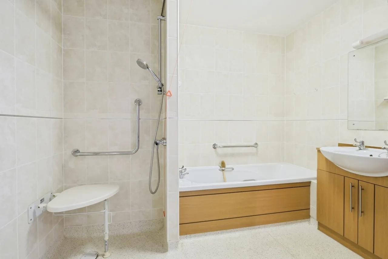 Avenue Road, Lymington, SO41, photo 6