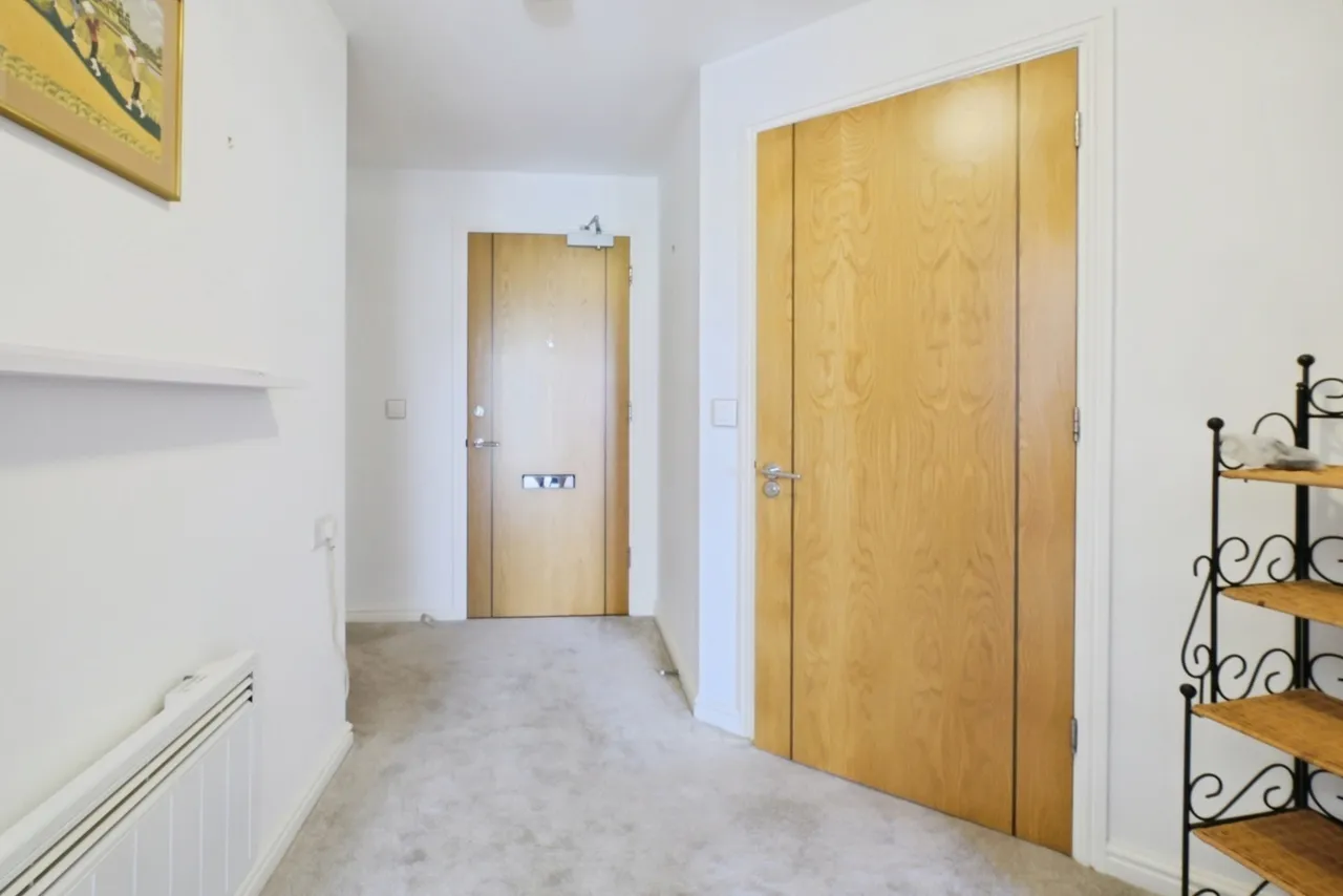 Avenue Road, Lymington, SO41, photo 13