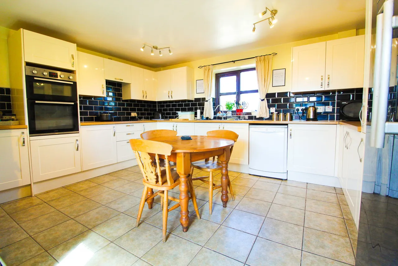 Heapham, Gainsborough, Lincolnshire, DN21 5PT, photo 5