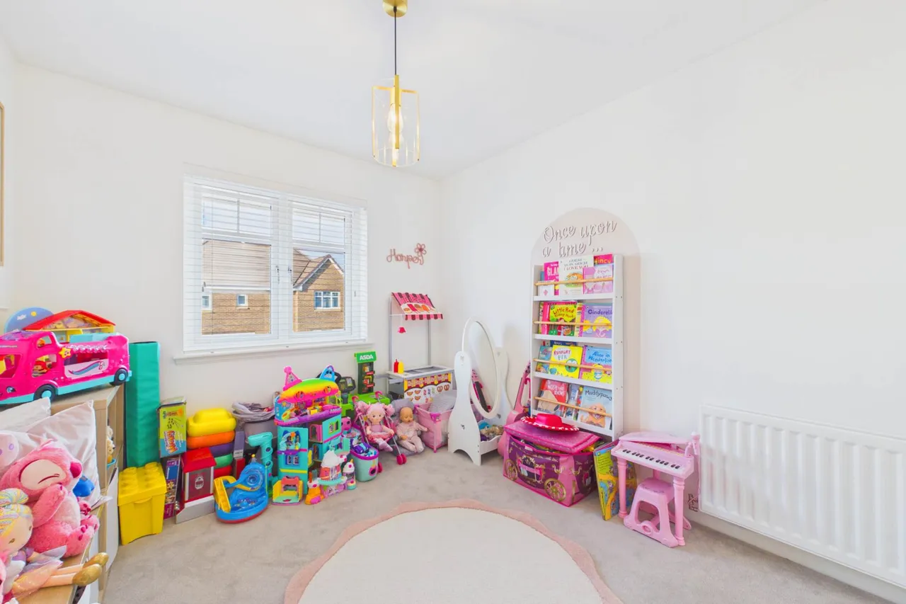 Holstein Avenue, Hamilton, photo 21