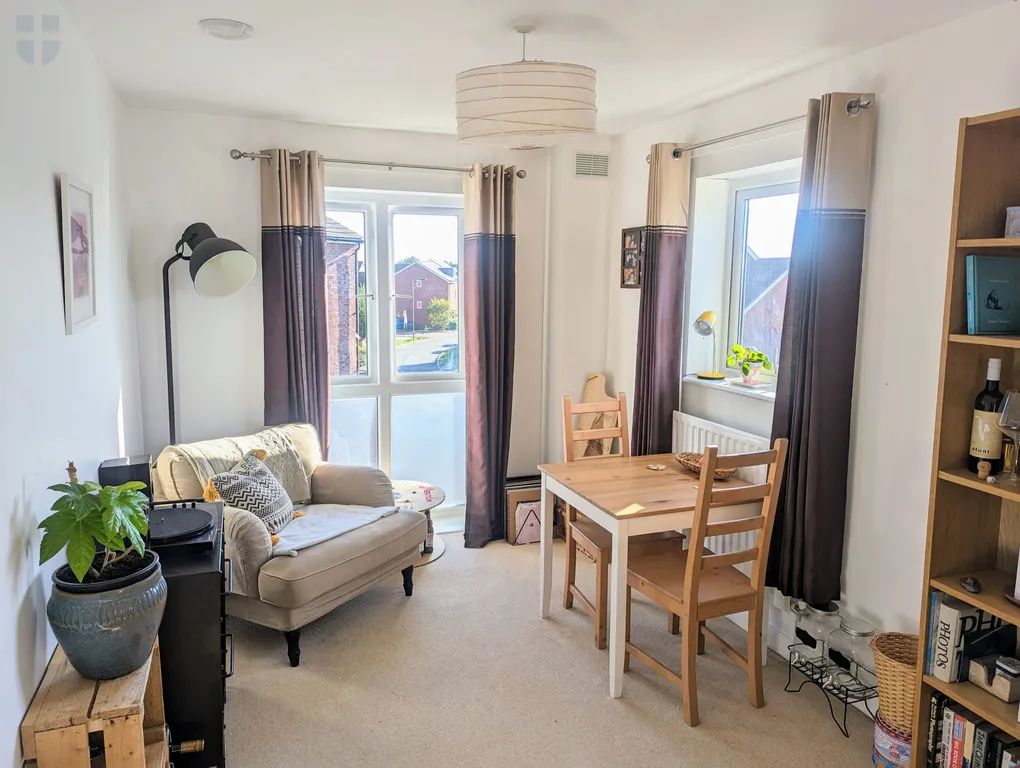 Grenadier Path, Aylesbury, HP18 0GR, photo 8