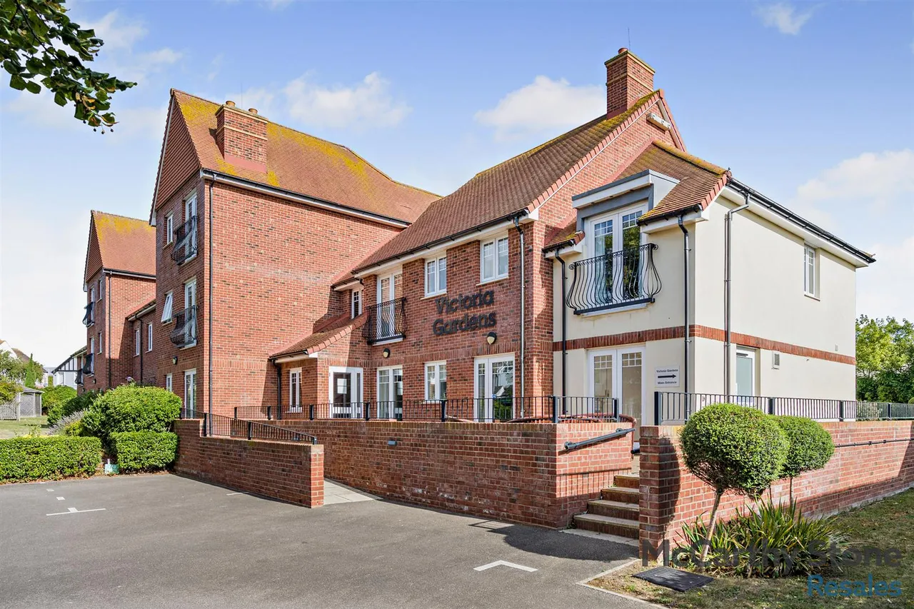 Raglan Road, Frinton-On-Sea, CO13, photo 6