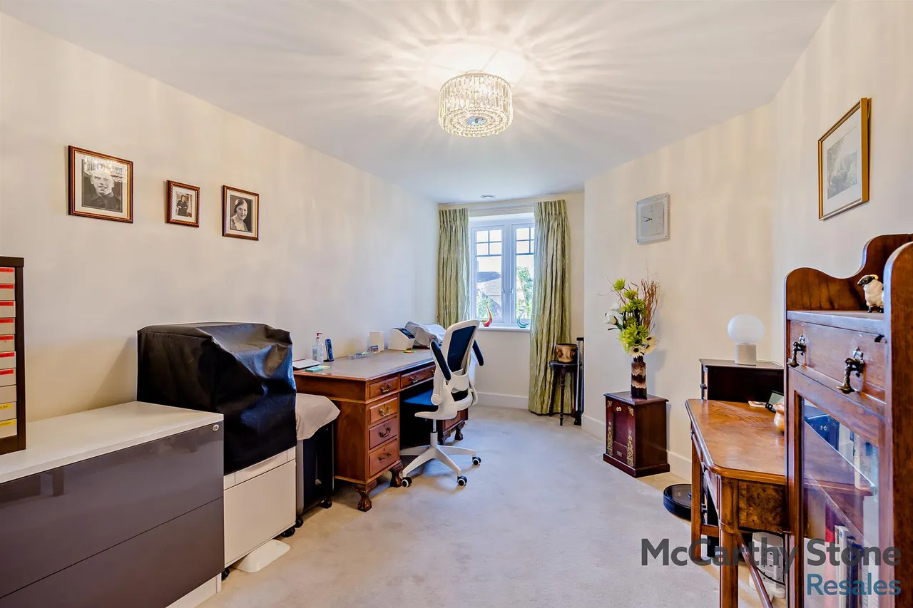 Raglan Road, Frinton-On-Sea, CO13, photo 16