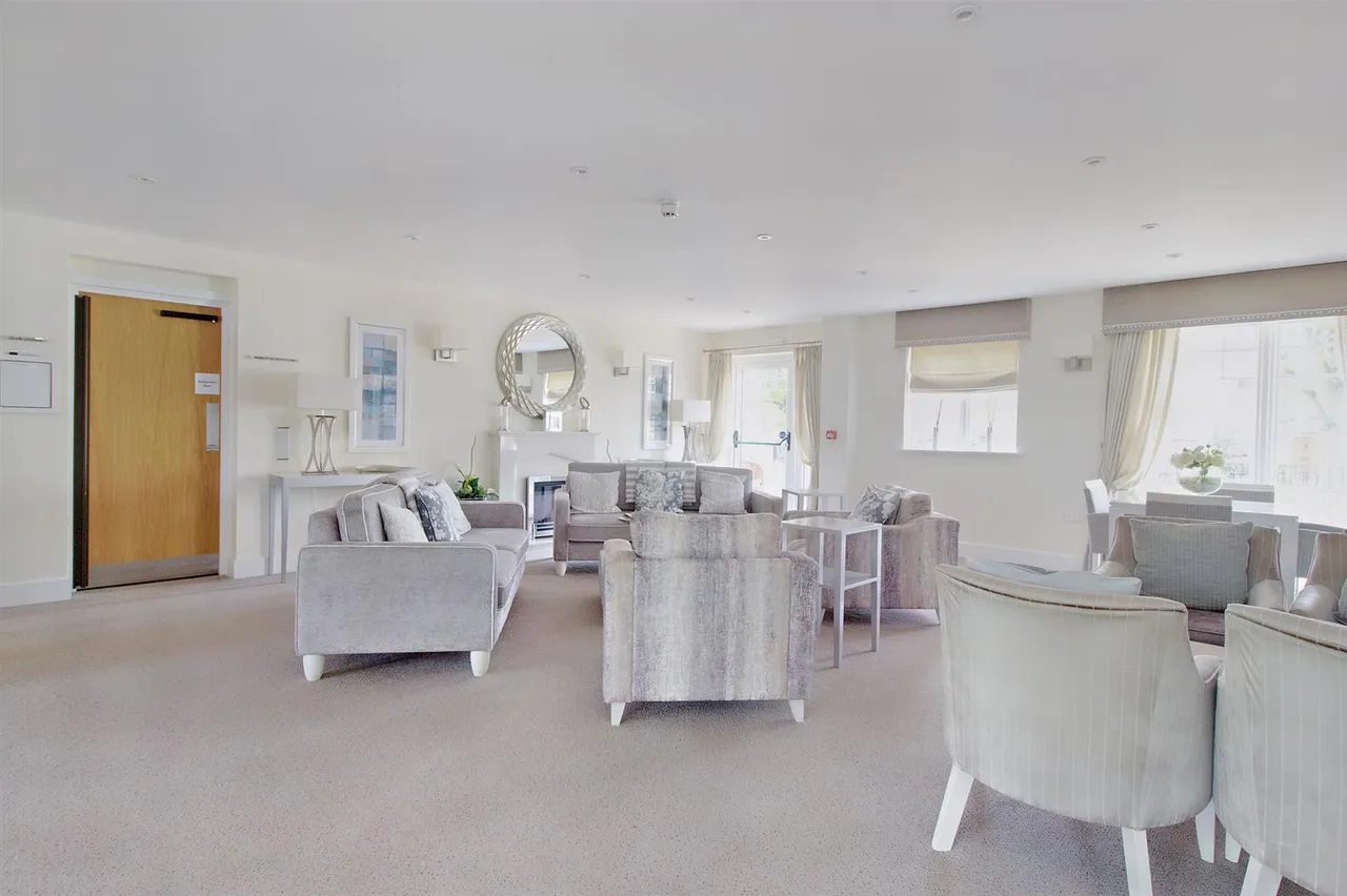 Raglan Road, Frinton-On-Sea, CO13, photo 2
