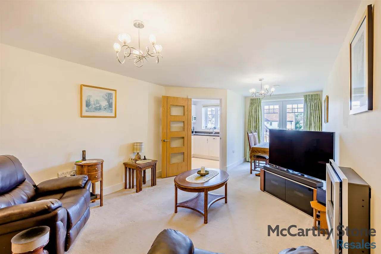Raglan Road, Frinton-On-Sea, CO13, photo 9
