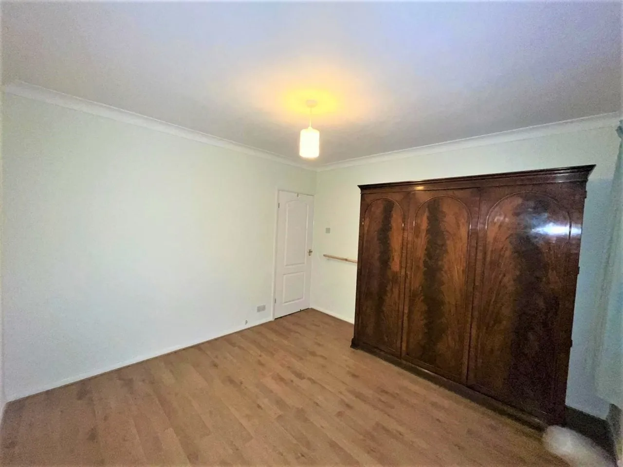 Acacia Road, Staines-upon-Thames, photo 9