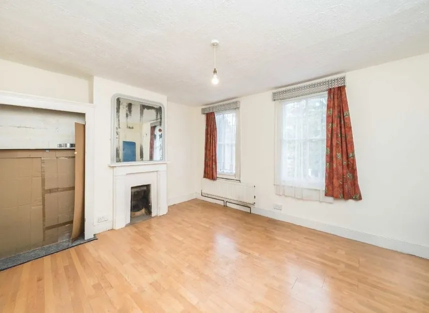 Marcilly Road, London, SW18, photo 3