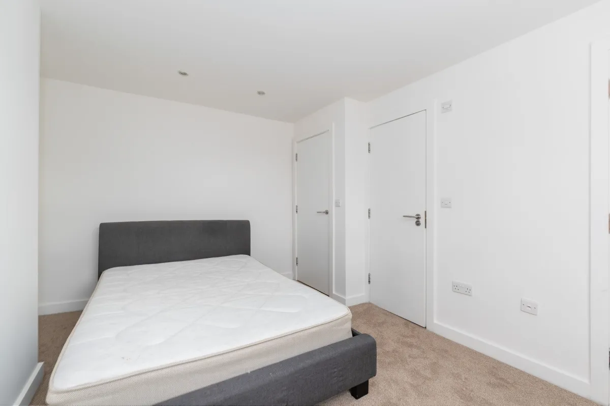 White Horse Road, E1, photo 12