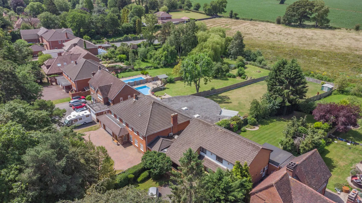 Lady Byron Lane, Knowle, B93, photo 39