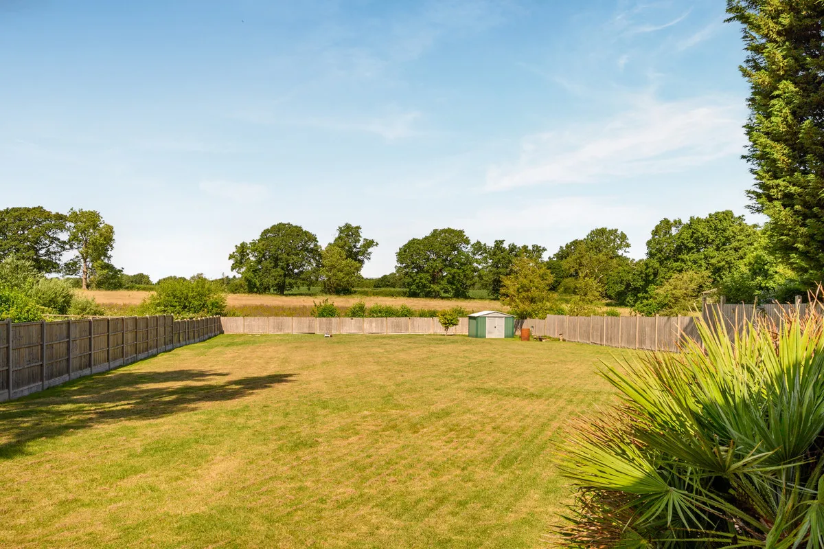 Lady Byron Lane, Knowle, B93, photo 4
