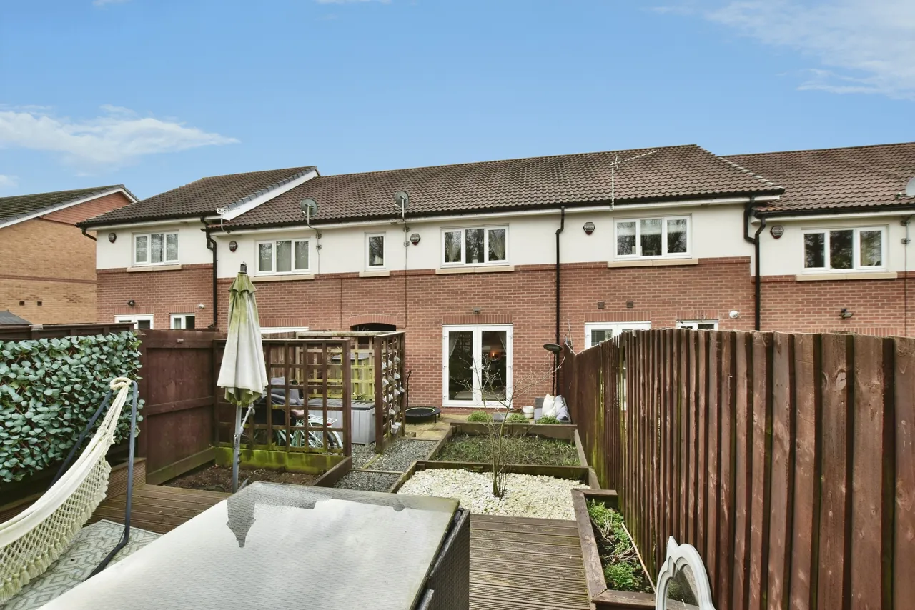Webbs Close, Macclesfield, SK10, photo 15
