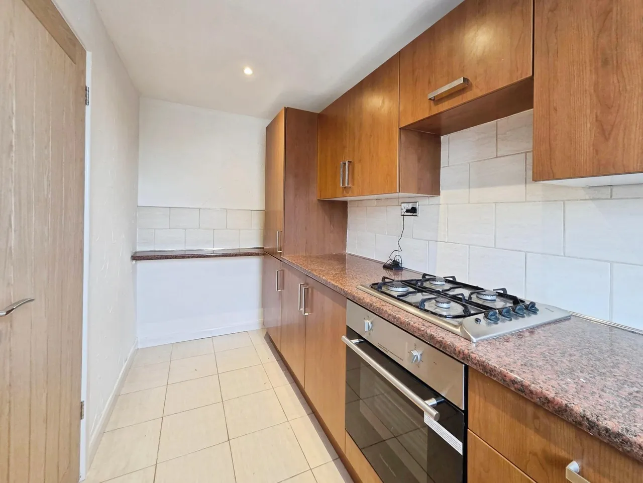 Steventon Road, Thrybergh, S65, photo 5