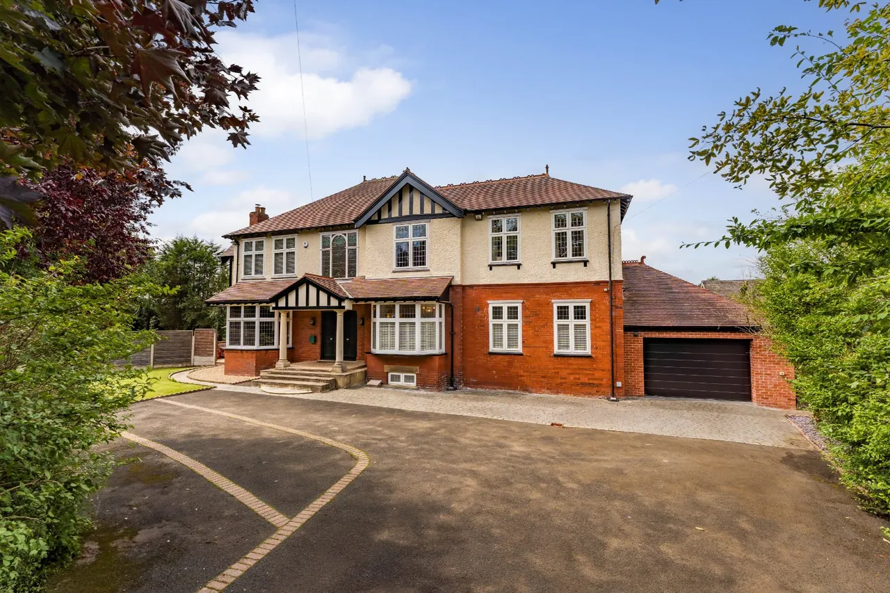 5 bed house for sale, Dale Road, Marple, SK6