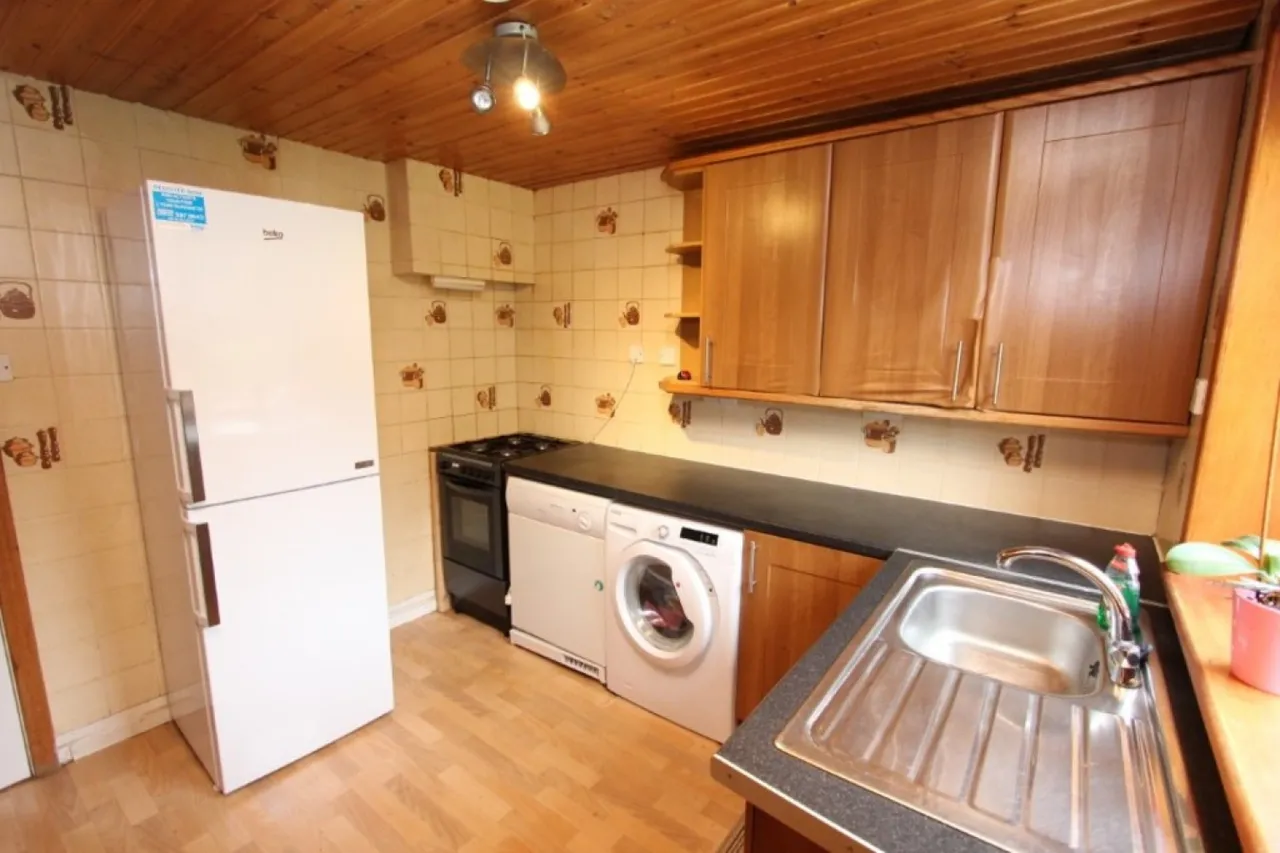 82 Stoneside Drive, photo 7