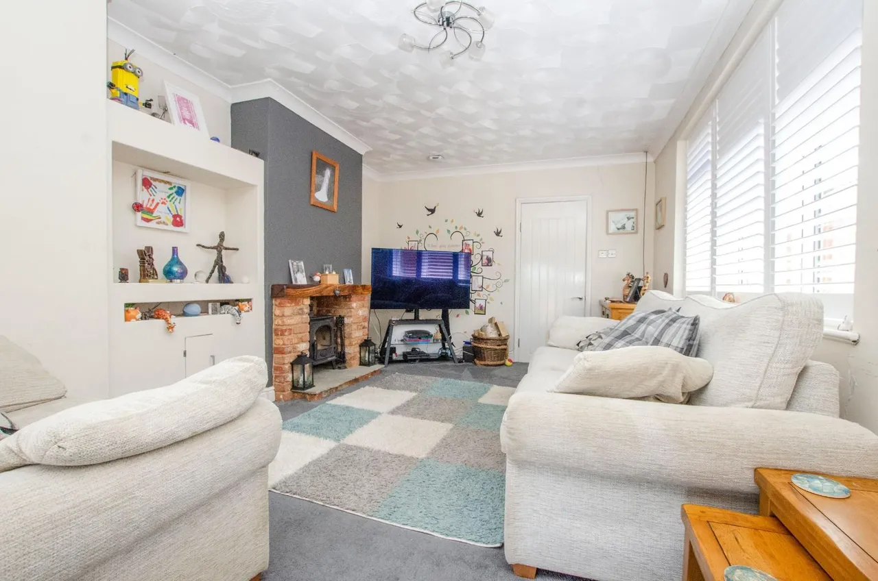Ash Tree Road, Bitterne Park, Southampton, Hampshire, SO18 1LZ, photo 3