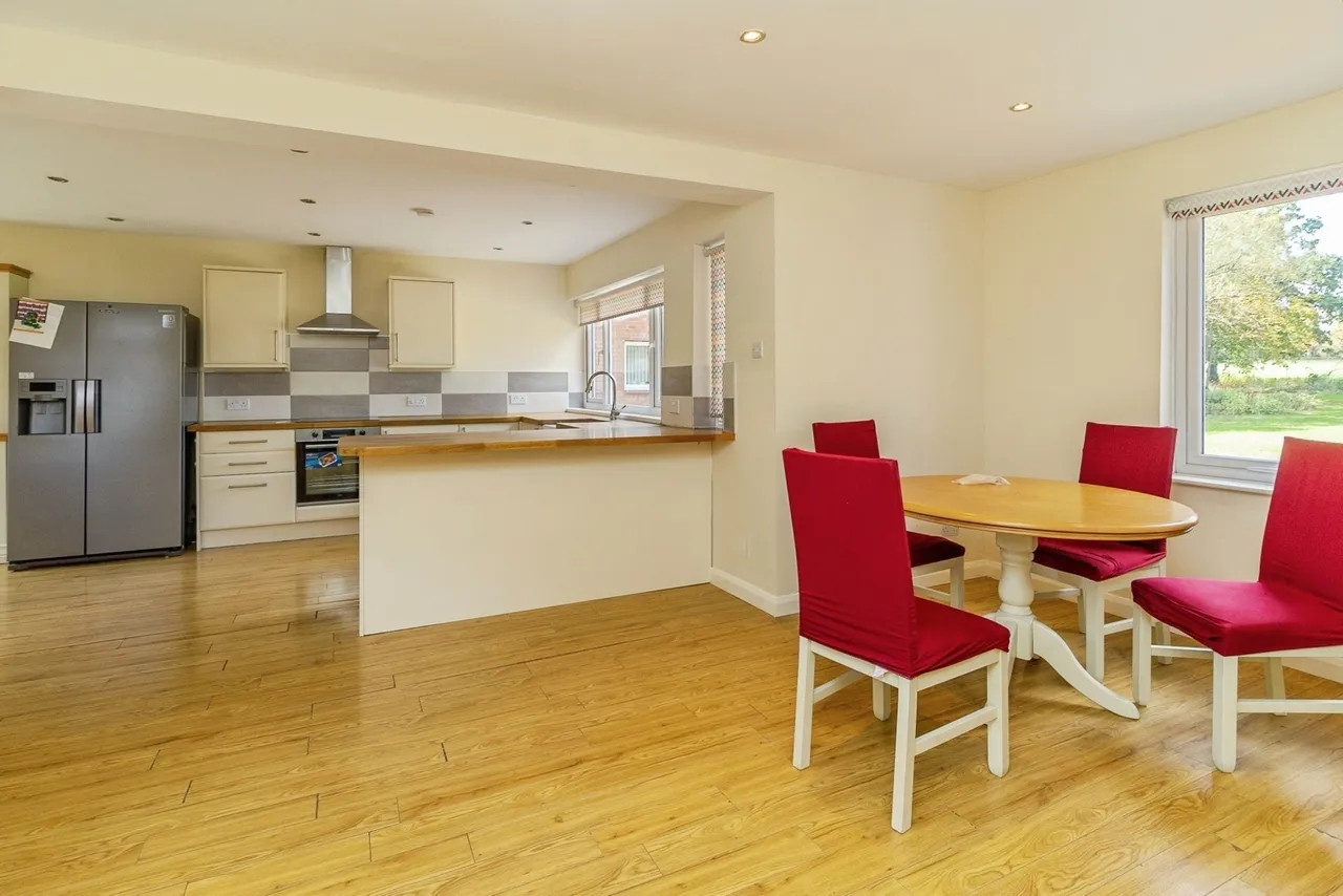 Downland, Two Mile Ash, Milton Keynes, Buckinghamshire, MK8, photo 6