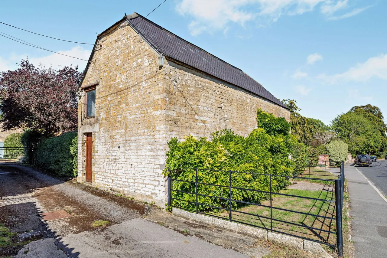 New Street, Marnhull, DT10, photo 24