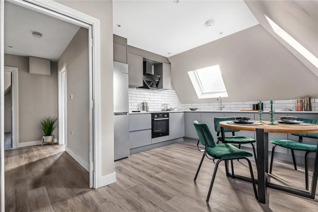 Beaconsfield Road, Friern Barnet, N11, photo 32