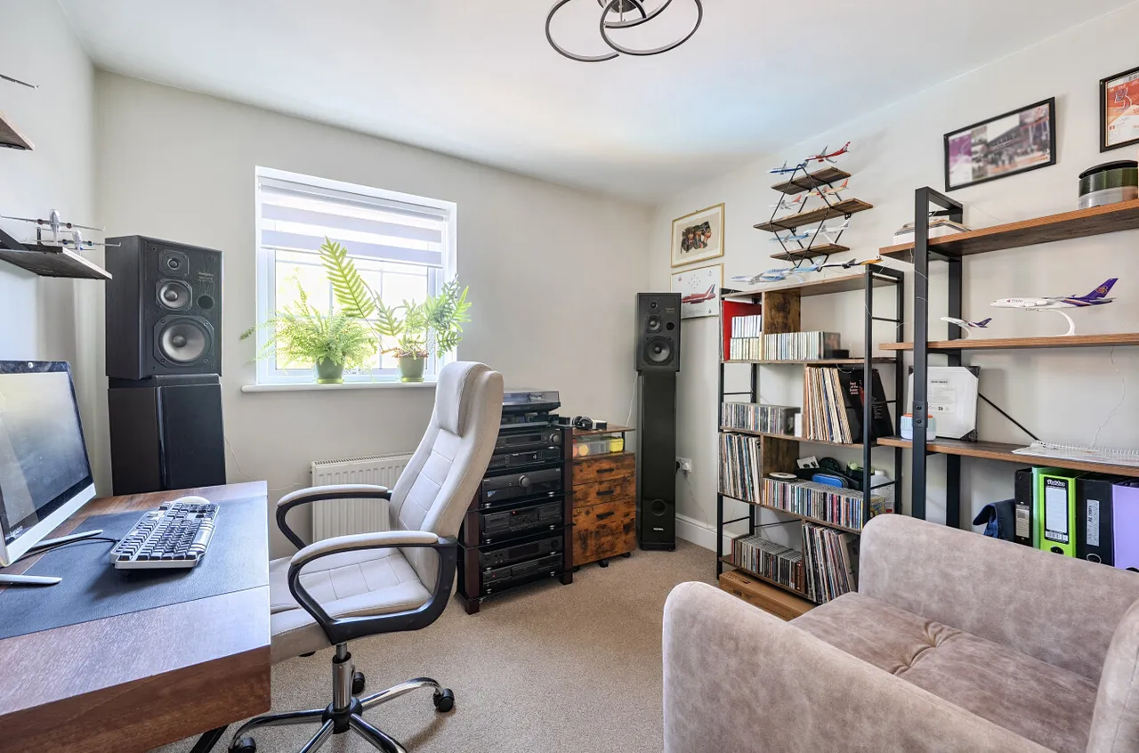 Proctor Close, Thornhill, SO19, photo 10