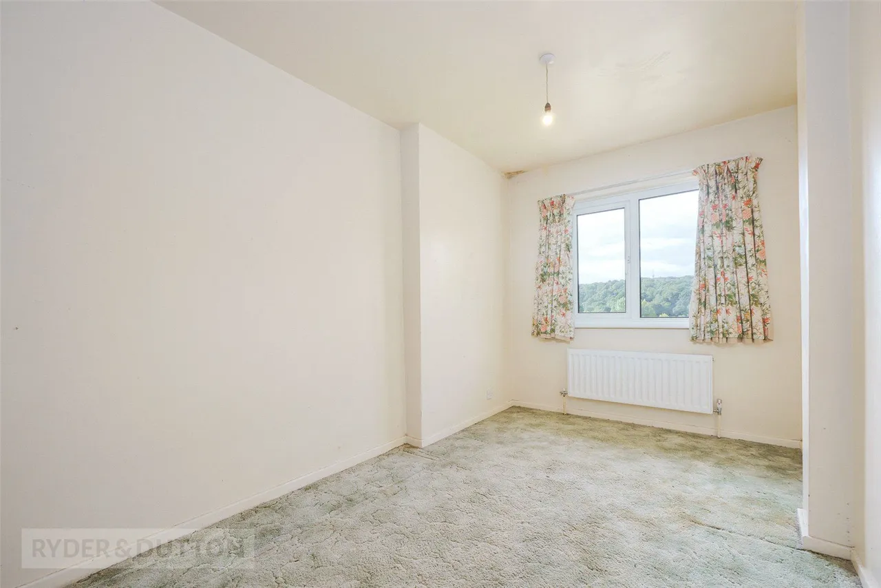 Ridings Fields, Brockholes, HD9, photo 19