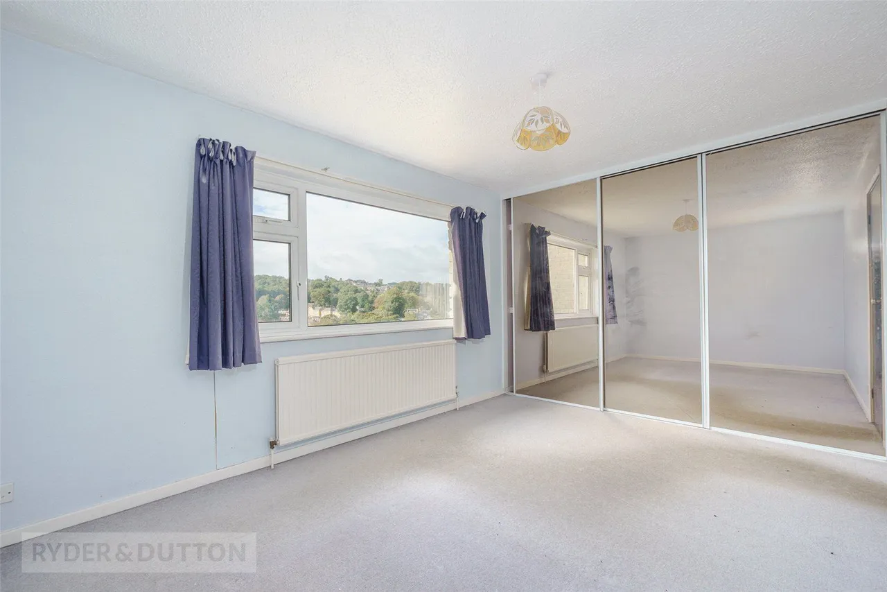 Ridings Fields, Brockholes, HD9, photo 18