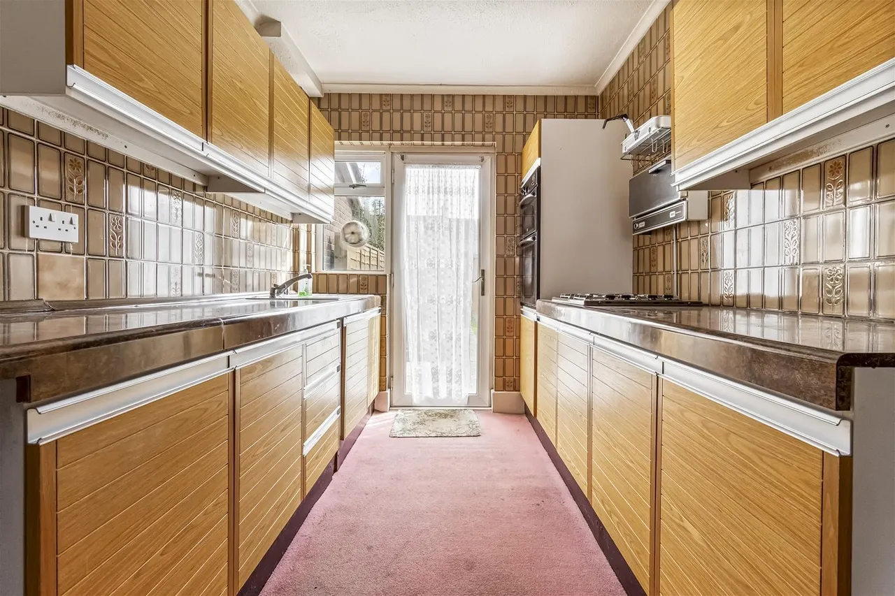 Guildford Road, Worthing, photo 9