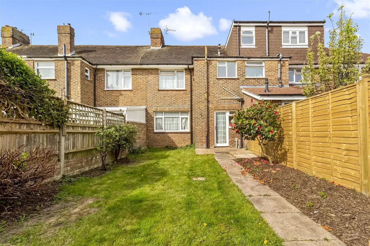 Guildford Road, Worthing, photo 3