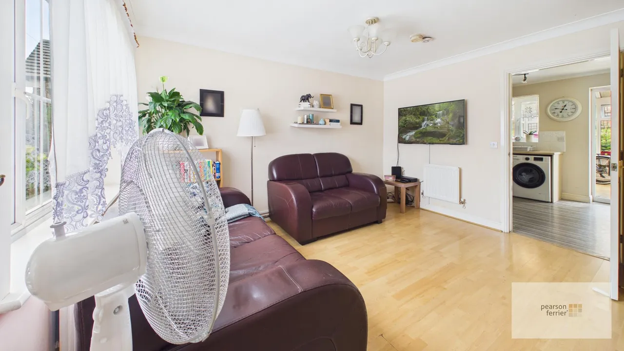 Willow Street, Bury, Greater Manchester, BL9 7PS, photo 2