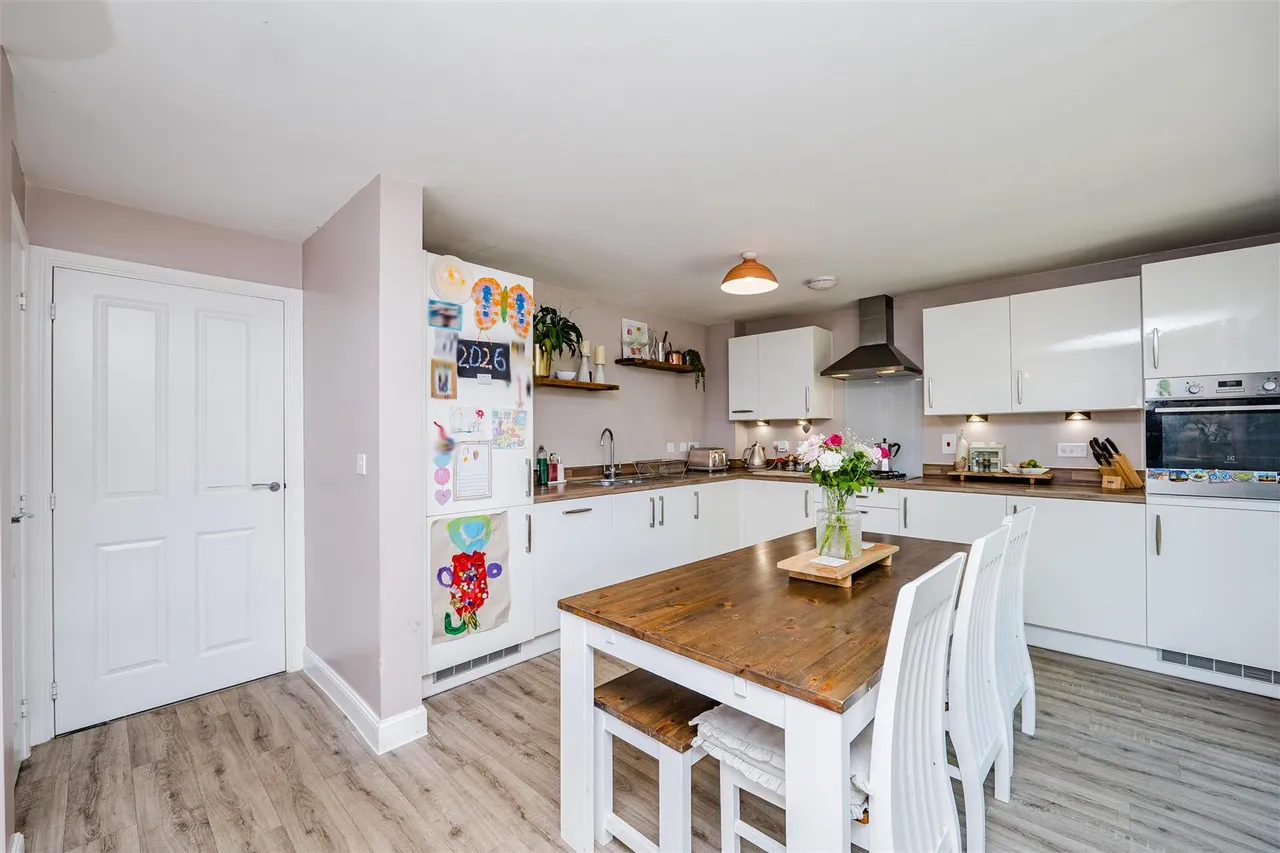 South View, Boverton, Llantwit Major, CF61 2AW, photo 7