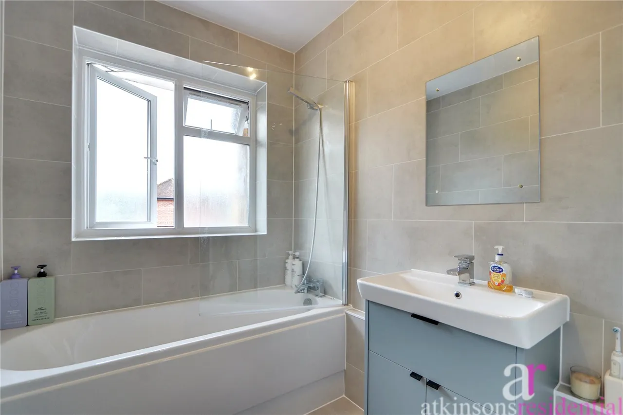 Wellington Road, Enfield, Middlesex, EN1 2PQ, photo 12