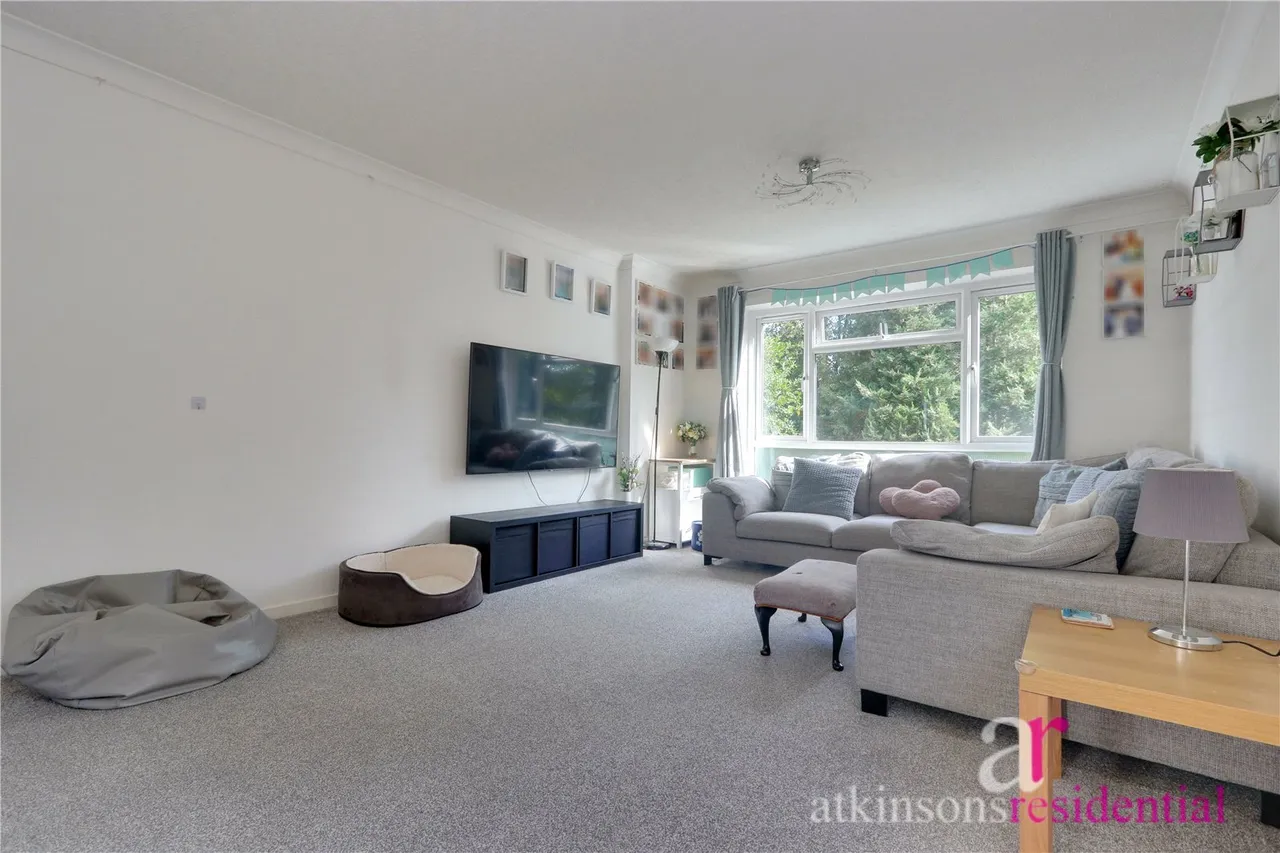 Wellington Road, Enfield, Middlesex, EN1 2PQ, photo 2