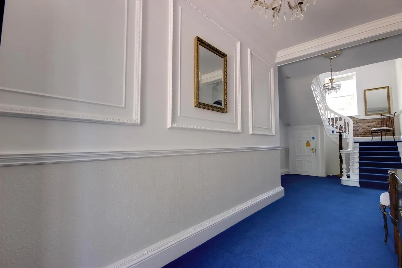 Hall Park, Swanland, photo 26