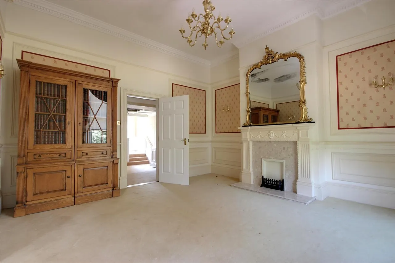 Hall Park, Swanland, photo 14