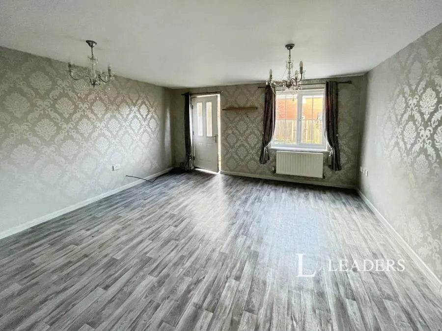 Sylvan Avenue, Kirkby-in-Ashfield, NG17, photo 9
